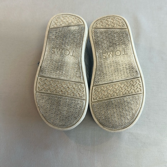 Toms - Classic Alpargata canvas shoes with Bee design and velcro closure - Picture 5 of 6